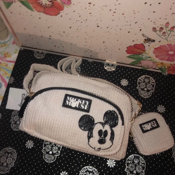 Disney Mickey Mouse corduroy crossbody and attached ear bud Limited Edition New - Picture 4 of 10